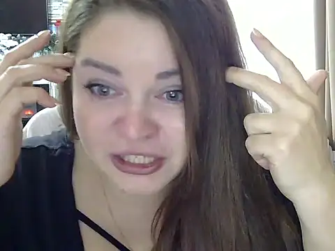 cute  cherry online show from February 25, 2025, 12:16 pm