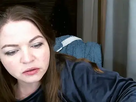 cute  cherry online show from February 20, 2025, 8:58 pm