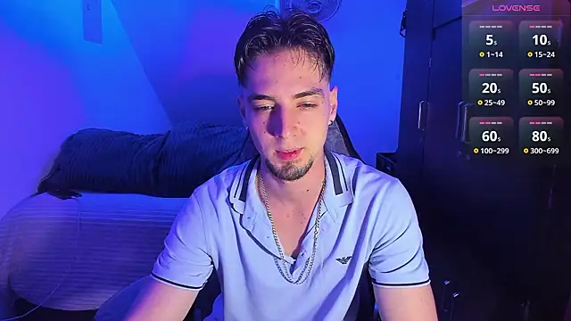 Alex smith00 online show from February 19, 2026, 12:18 am