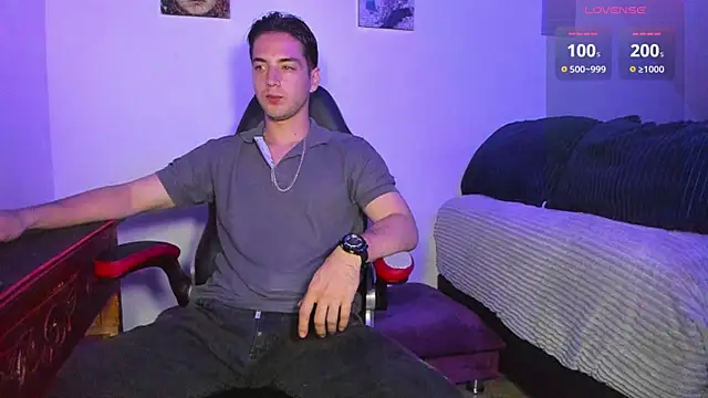 Alex smith00 online show from March 16, 2025, 1:49 am