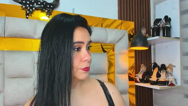 bigass monic online show from September 13, 2025, 3:17 am