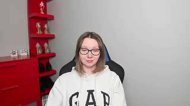 Cookie zoe online show from April 1, 2026, 5:31 am