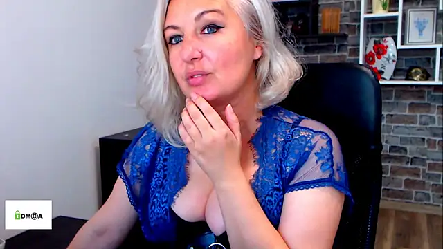Snapshot of angel_devil_milf chatting on June 12, 2026, 11:30 am angel devil milf online show from June 12, 2026, 11:30 am