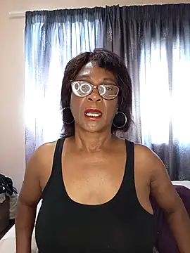 Hotgrannyx online show from February 14, 2026, 5:18 am