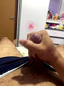 cf27 online show from November 24, 2025, 8:20 pm