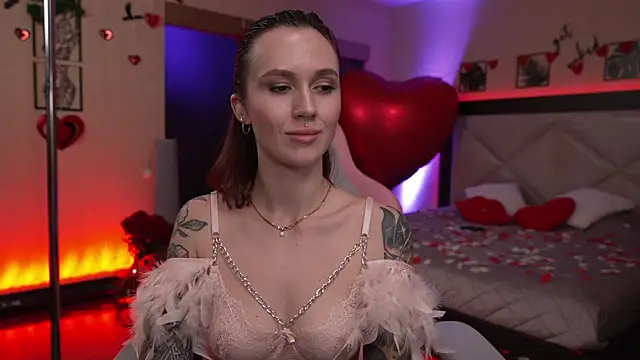 GirlGogo online show from February 14, 2025, 2:18 am