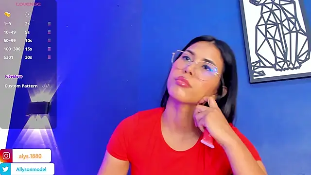 alysson 18 online show from March 11, 2025, 4:07 pm