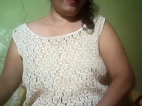 SoSweetPearl online show from February 25, 2025, 6:01 pm