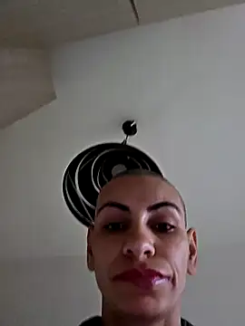 hotSANDRA STARR online show from October 10, 2025, 2:51 pm