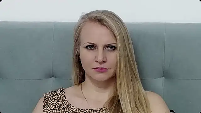 K  Adrienne online show from January 11, 2025, 9:04 am