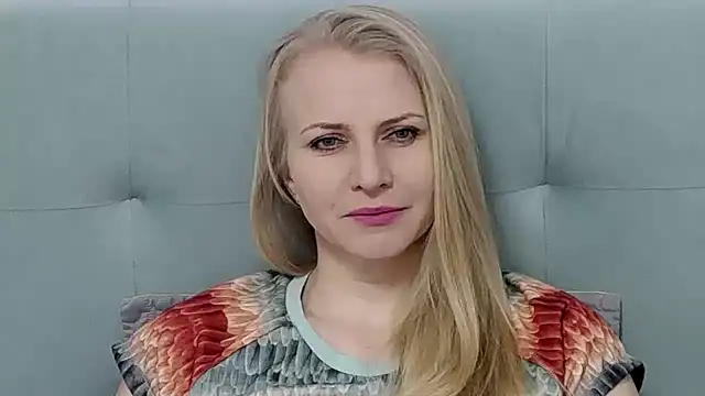 K  Adrienne online show from March 2, 2025, 6:05 am