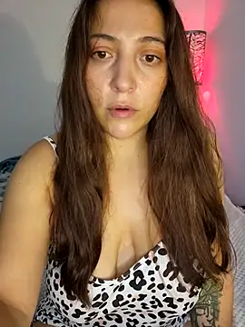 VickyHoult online show from September 14, 2025, 9:48 pm