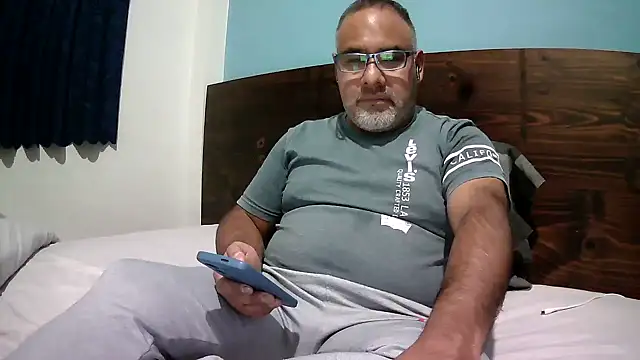 PhillDrake11 online show from March 27, 2026, 3:04 am