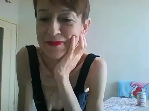 SwettyViktory online show from April 15, 2026, 1:15 pm