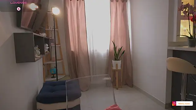 Snapshot of valeria_rosses chatting on May 15, 2026, 5:33 pm valeria rosses online show from May 15, 2026, 5:33 pm