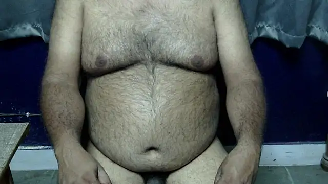 hairysubcub 70 online show from April 5, 2026, 7:53 pm