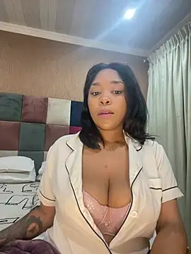 sexyTHANDO online show from July 28, 2026, 8:34 pm