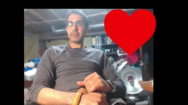 Gsmile1 online show from March 29, 2026, 5:03 pm