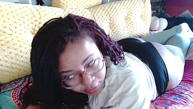 -khayaparker online show from February 9, 2025, 8:02 pm