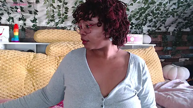 -khayaparker online show from January 31, 2025, 6:57 pm