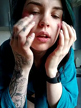 LazyTanukii online show from October 8, 2025, 6:37 am