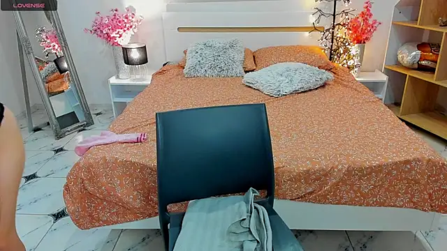 CharmedDoll online show from October 2, 2025, 12:19 pm