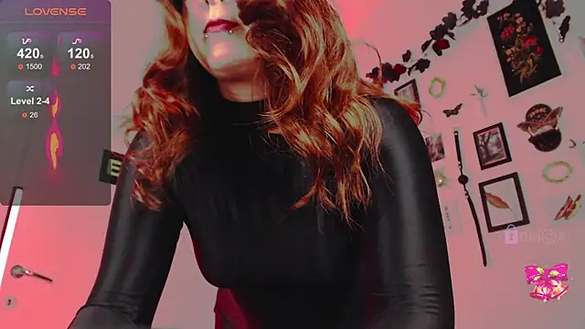 Snapshot of auroralatexprincess chatting on December 23, 2024, 7:52 pm auroralatexprincess online show from December 23, 2024, 7:52 pm