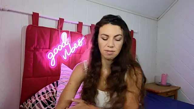 TiffanyDollxxx online show from July 23, 2026, 8:49 pm
