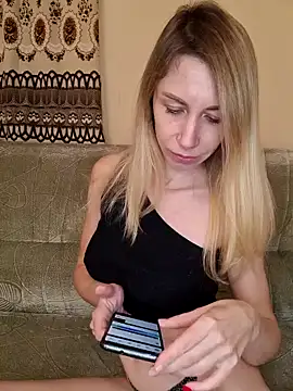 MissisMilk online show from December 12, 2024, 7:59 pm