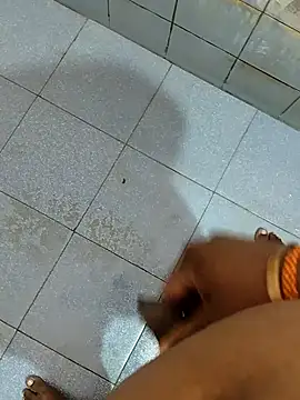 dinesh682 online show from November 2, 2025, 12:48 am