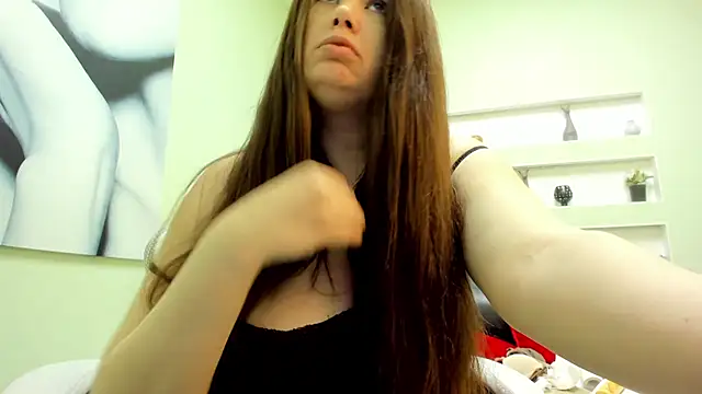 BattyMoll online show from April 4, 2026, 3:40 pm