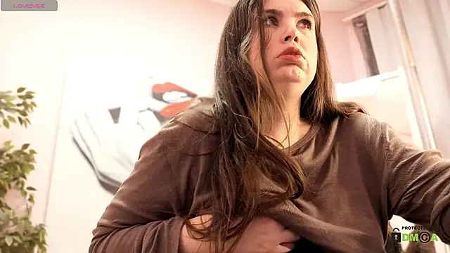 BattyMoll online show from January 16, 2026, 3:49 pm