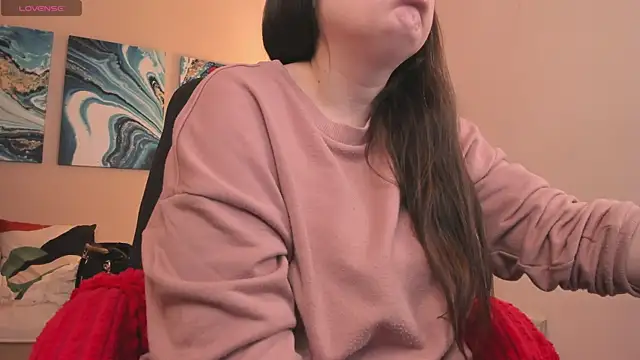 BattyMoll online show from March 7, 2025, 3:39 pm