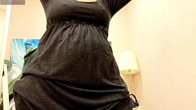 BattyMoll online show from October 16, 2025, 3:31 pm