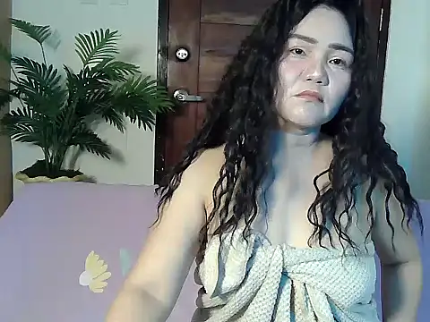 Snapshot of SweetAsianAss chatting on February 8, 2026, 11:08 am SweetAsianAss online show from February 8, 2026, 11:08 am