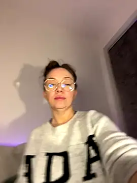 FemDom RubyKnightXXO online show from December 1, 2025, 10:32 pm