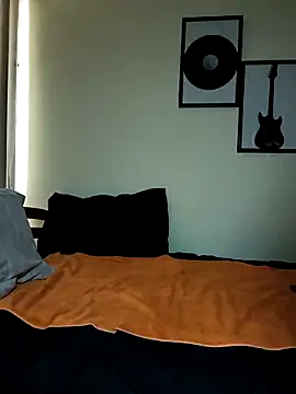 towers j online show from November 21, 2025, 4:39 pm