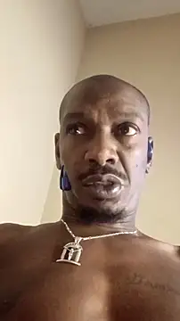 RinsingWood84 online show from December 22, 2025, 1:44 pm