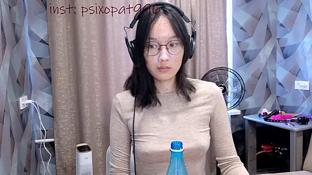 aliiiiiina online show from September 13, 2025, 5:07 am