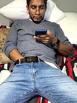 Darkdickhard online show from November 5, 2025, 3:53 am