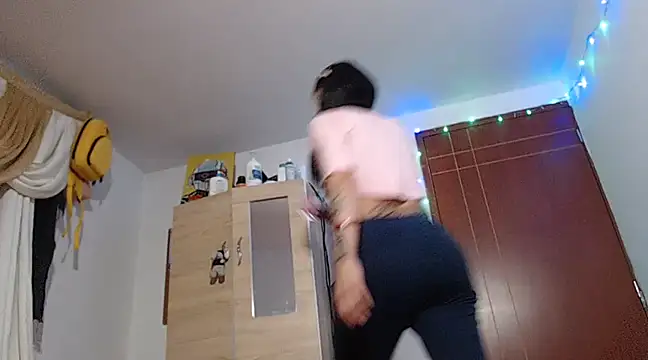 MARIANAWEED online show from February 12, 2025, 4:12 am