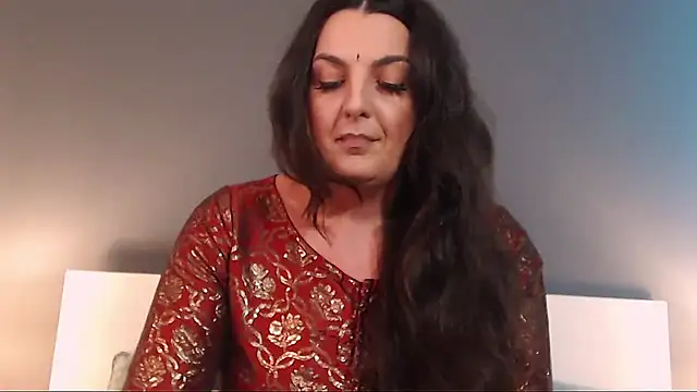 Snapshot of itsyourlady chatting on June 10, 2026, 9:43 am itsyourlady online show from June 10, 2026, 9:43 am