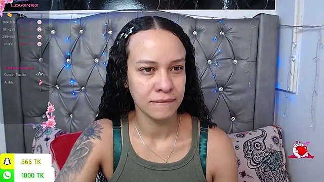 LAILAGUMMY online show from July 2, 2026, 2:01 pm