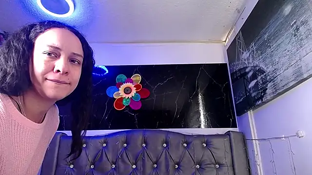 LAILAGUMMY online show from March 17, 2025, 12:04 pm