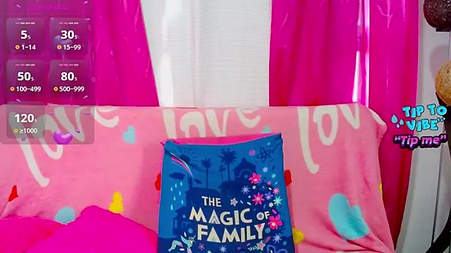 CiaraaSweet online show from October 1, 2025, 3:27 pm