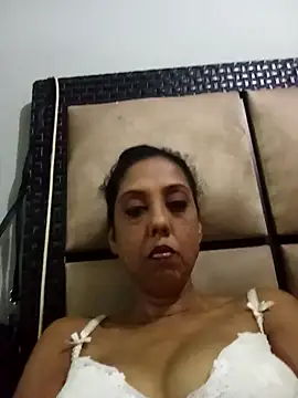 Mahi4luv online show from April 3, 2026, 7:31 pm