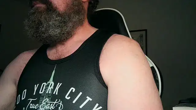 Snapshot of usdirtymikee9 chatting on October 6, 2025, 1:29 am usdirtymikee9 online show from October 6, 2025, 1:29 am