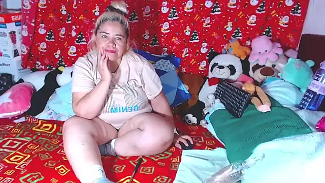 Snapshot of estrellita_fugaz16x chatting on April 24, 2026, 12:12 am estrellita fugaz16x online show from April 24, 2026, 12:12 am