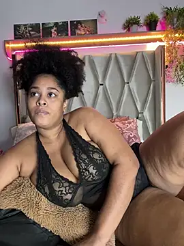 Snapshot of africa_xxx chatting on January 30, 2025, 1:33 am africa xxx online show from January 30, 2025, 1:33 am