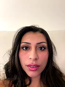 sweetAli  online show from November 7, 2025, 9:14 am